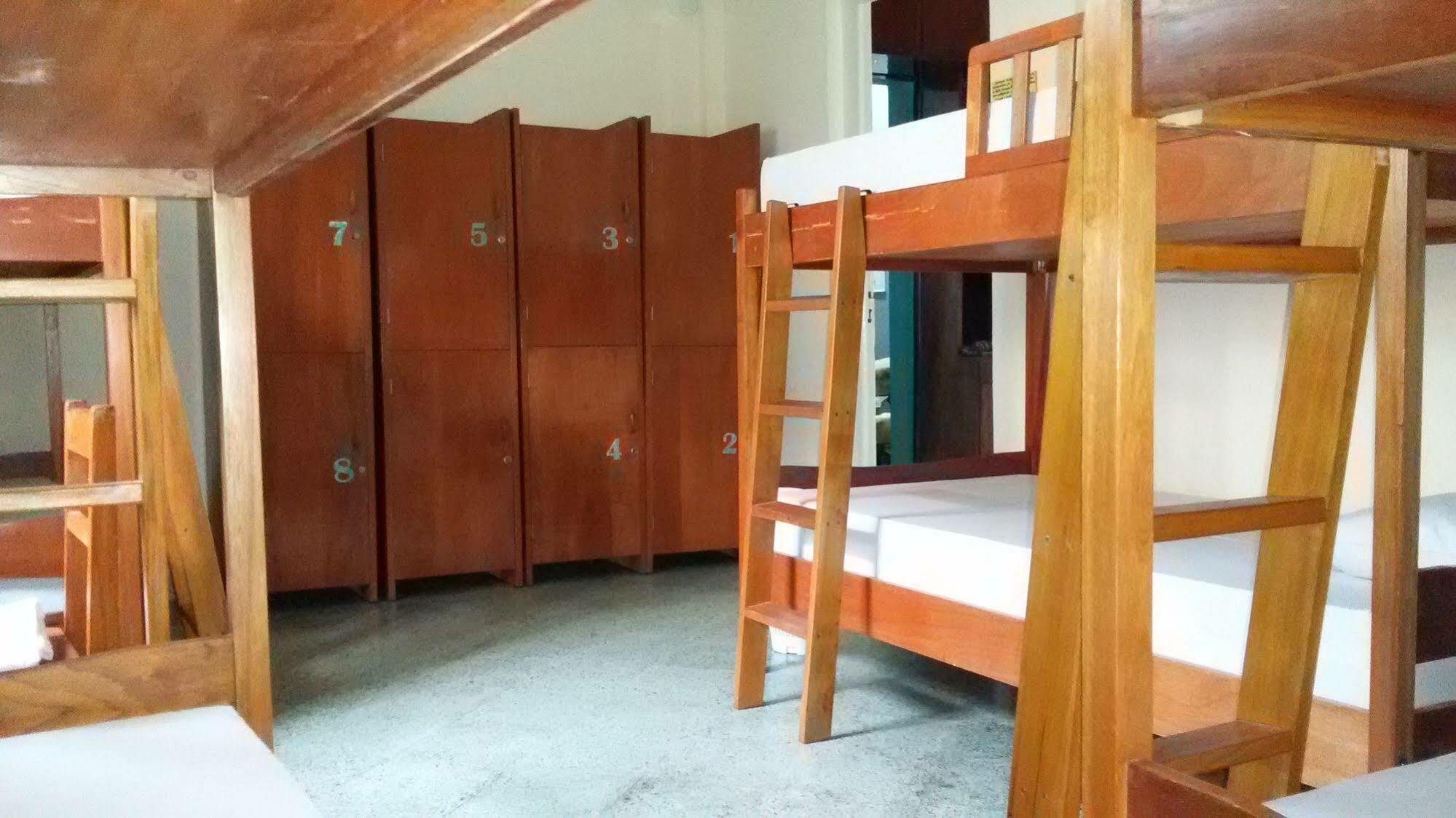أسونسيون Hamaca Paraguaya Hostel المظهر الخارجي الصورة